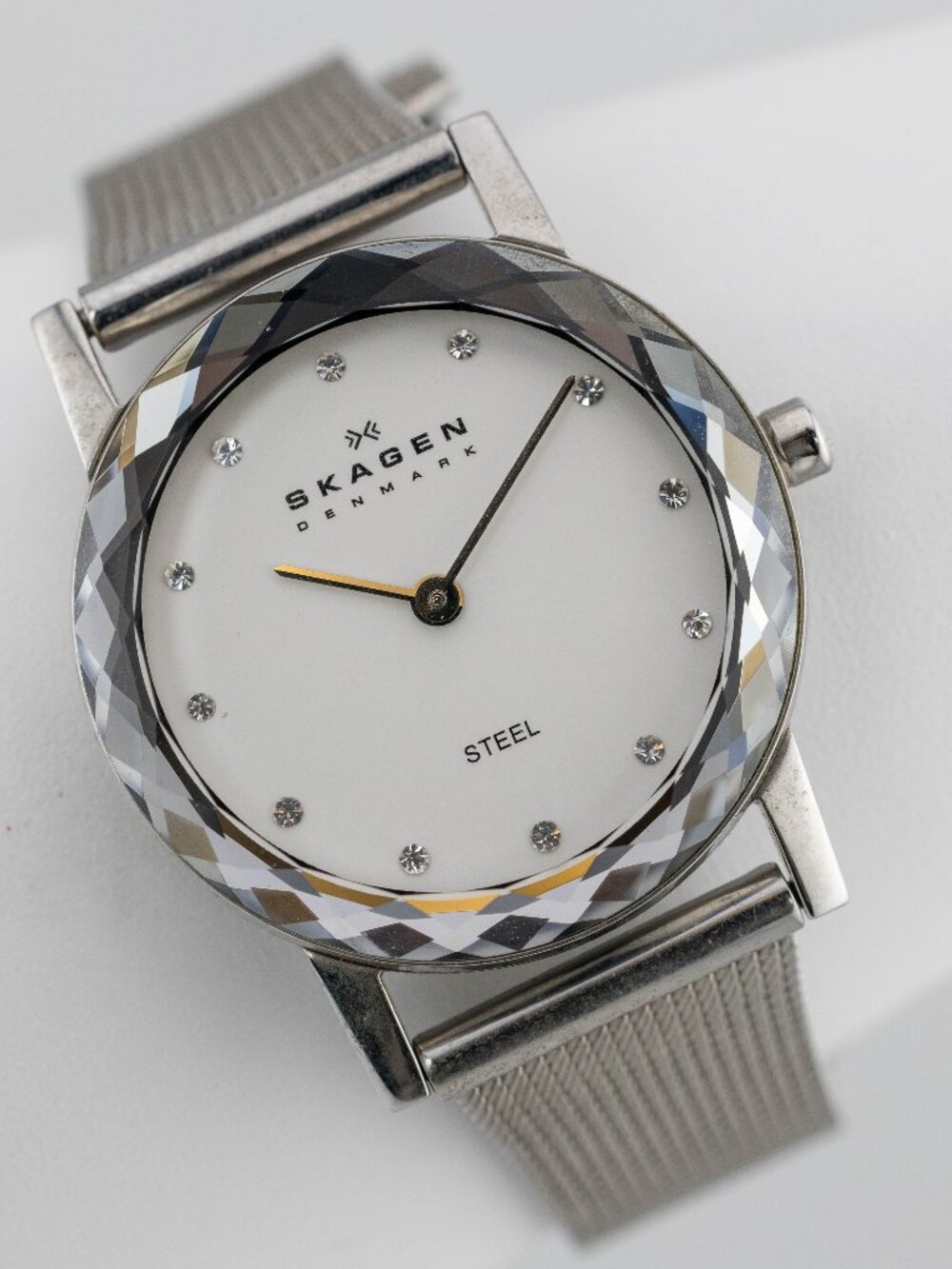 Skagen Denmark 139SSS Two-Hand Quartz Analog Women's Watch New Battery